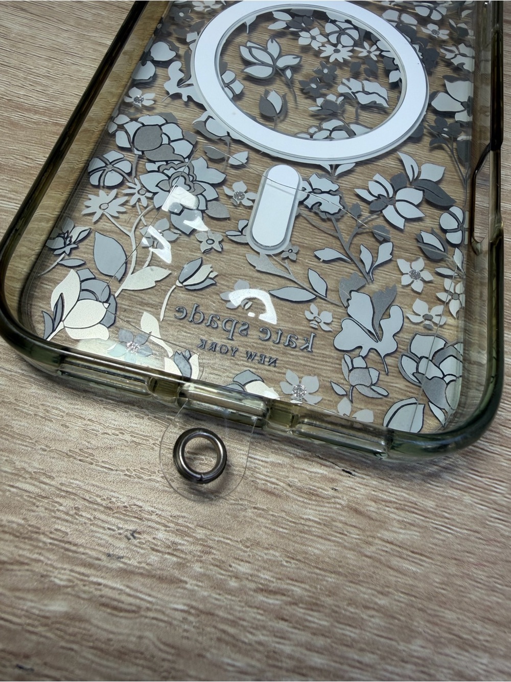 Vintage-Inspired Silver Cameo Chain for Phone/Purse/Keys - Picture 5 of 5
